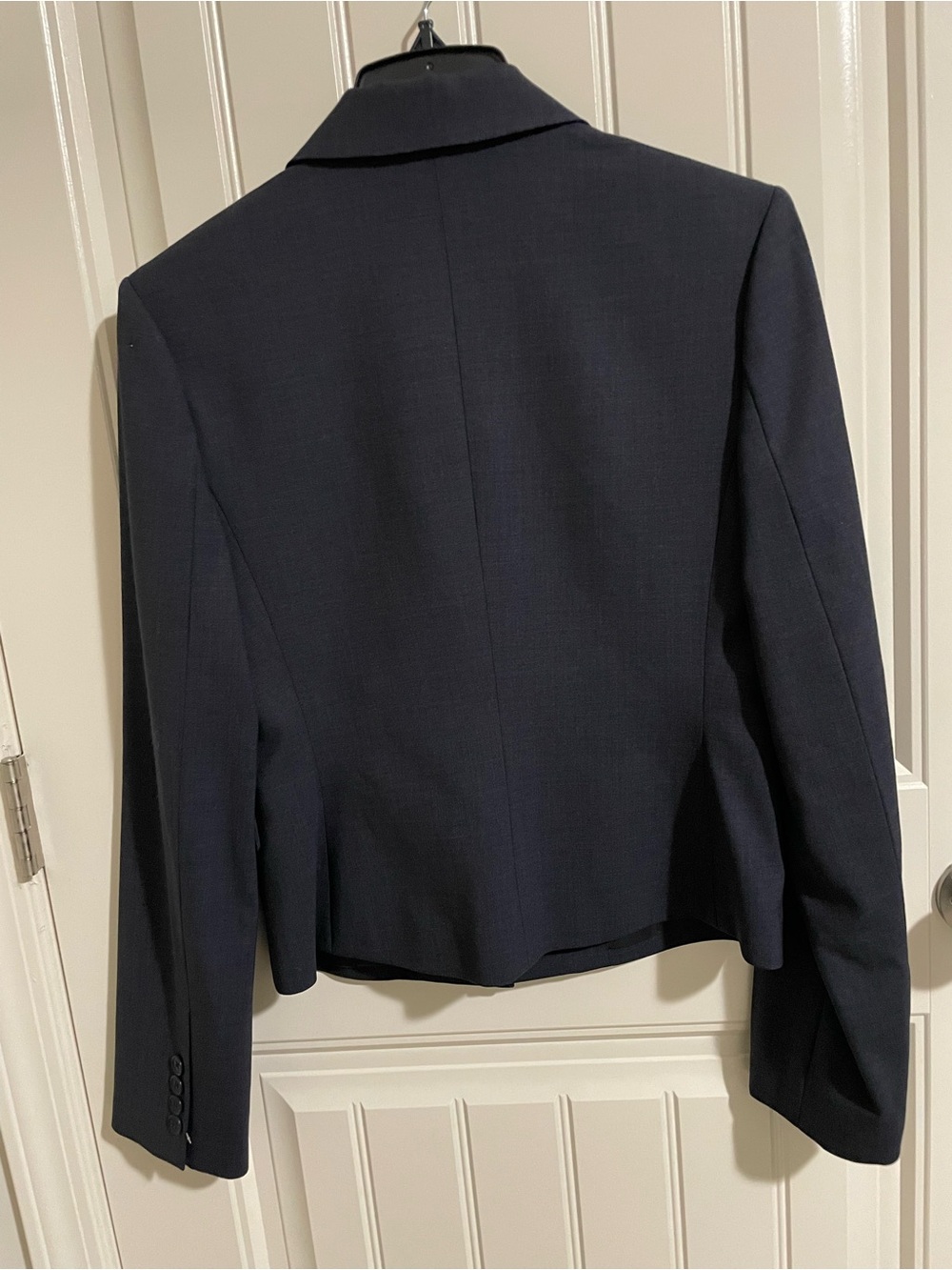 BCBGMaxAzria Navy Cropped Tailored Blazer - Picture 4 of 6